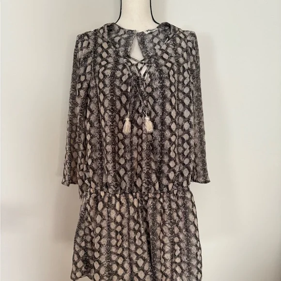 Show Me Your MuMu Black and Cream Patterned Romper - Picture 2 of 5